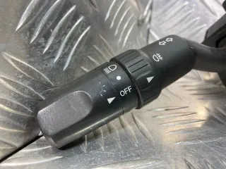 17D682 Переключатель поворотов Mazda 3 BK Арт 32111416498, вид 2