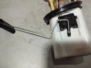  Насос топливный электрический (подкачка) Skoda Octavia A7 1.6л Tdi Арт 90746064, вид 3