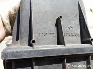 1715881,1707097 Корпус воздушного фильтра BMW 8 E31 Арт C0358_5, вид 9