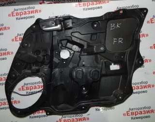  Обшивка двери передняя правая Mazda 3 BK Арт 6797, вид 1