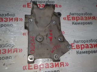 119104M500 Крепление компрессора кондиционера Nissan AD Y11 Арт 28236, вид 1