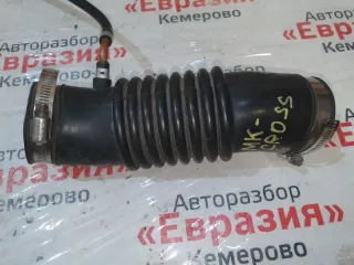 1016000588 Патрубок воздушного фильтра Geely MK Cross Арт 30576, вид 1