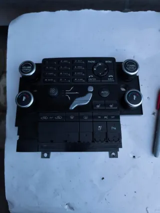 30782904 Блок мультимедиа Volvo S80 2 restailing  Арт 2294, вид 2