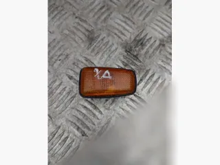  Повторитель передний левый Citroen Xantia Арт 146933955, вид 1