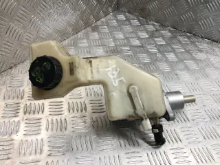  Цилиндр тормозной главный Mazda 3 BK Арт 61111357381, вид 2