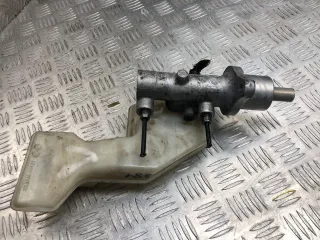  Цилиндр тормозной главный Mazda 3 BK Арт 61111357381, вид 4