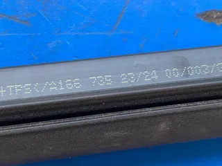 A1667352300, A1667352400 Молдинг стекла двери задней правой внутренний Mercedes GLS X166 Арт 91176278, вид 3