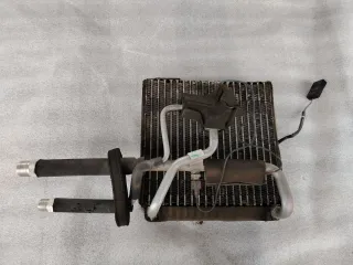 BJ0M61J10 Испаритель кондиционера Mazda 323 BJ Арт 91262332, вид 1