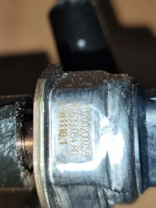 9663305480 Датчик давления топлива Citroen DS5 2.0л Арт 91693539, вид 2