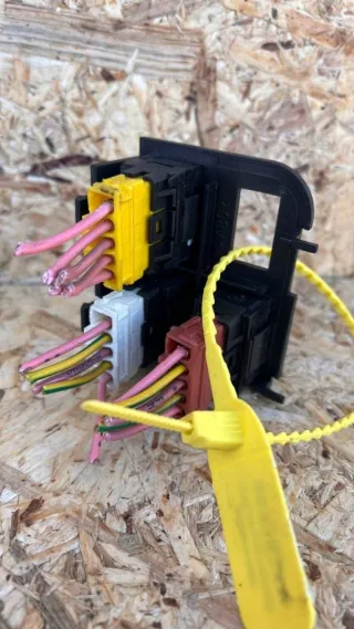 9611225080 Блок управления стеклоподъемниками Citroen Xantia Арт 91704572, вид 3