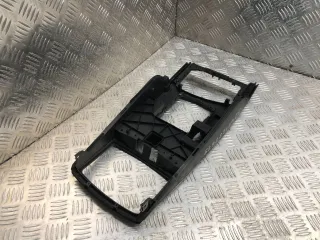 4F1864261 Консоль салона (кулисная часть) Audi A6 C6 (S6,RS6) Арт 32411287679, вид 3