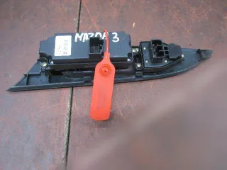  Блок управления стеклоподъемниками Mazda 3 BK Арт 00268318, вид 2