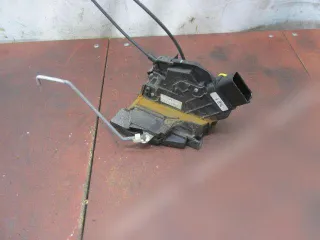  Замок двери задней правой Mazda 3 BK Арт 00453798, вид 2