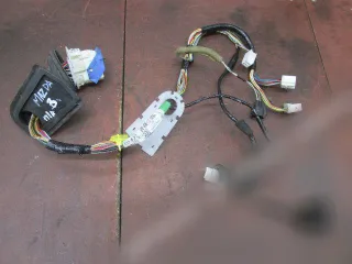  Проводка двери передней правой Mazda 3 BK Арт 00453705, вид 1