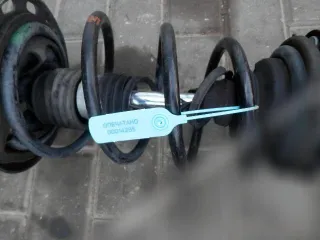  Стойка передняя правая Toyota Voxy 3 Арт 00014295, вид 3