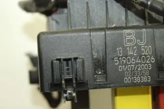 13142520,519064026 Блок предохранителей Citroen C5 1 Арт 91801573, вид 3