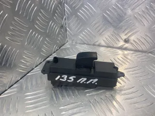 BP4K66370 Кнопка стеклоподъемника переднего правого Mazda 3 BK Арт 32111356973, вид 2