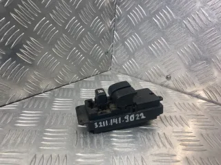 BP4K66350 Кнопка стеклоподъемника переднего левого Mazda 3 BK Арт 32111419022, вид 1