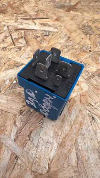 2047029 Реле стеклоочистителей (дворников) Citroen Xantia Арт 91832103, вид 3