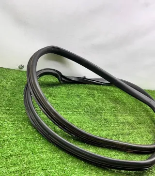  Уплотнитель двери задней правой Audi A6 C5 (S6,RS6) Арт 158472, вид 3