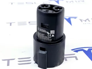 1067348-00 переходник для зарядки Tesla model Y Арт 28010_2, вид 1