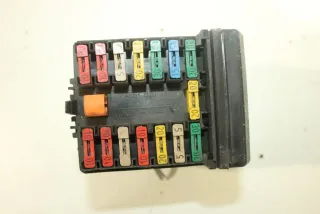  Блок предохранителей Citroen Xantia Арт 91871339, вид 4