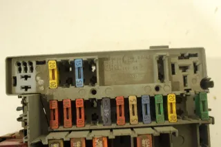 9628024480 Блок предохранителей Citroen Xsara Арт 91871370, вид 4