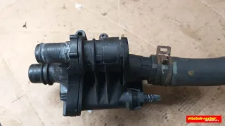 9647767180 Фланец (тройник) системы охлаждения Mazda 3 BK Арт 56130424, вид 2