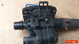 9647767180 Фланец (тройник) системы охлаждения Mazda 3 BK Арт 56130424, вид 3