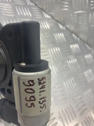 GJ6A5958X Моторчик стеклоподъемника передний левый Mazda 3 BK Арт 52411359095, вид 3