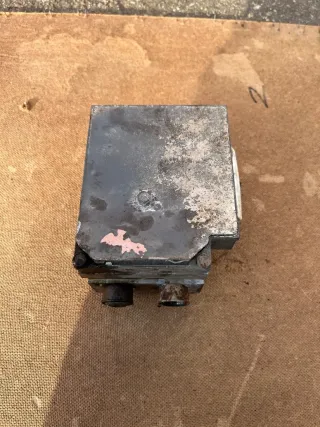  Блок АБС (ABS) Mazda 323 BJ Арт 91987332, вид 4