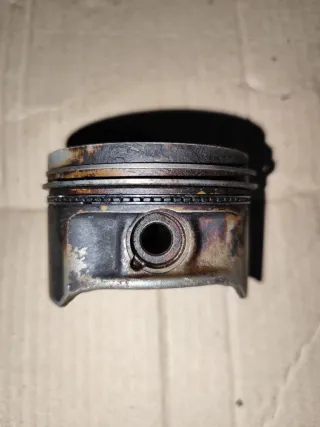  Поршень Volkswagen Golf 3 1.4л i Арт 33477869, вид 2