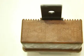  Реле бензонасоса Citroen Xantia 1.9л Арт 92049153, вид 3