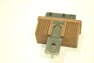  Реле бензонасоса Citroen Xantia 1.9л Арт 92049153, вид 2