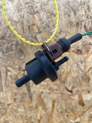  Клапан вентиляции топливного бака Citroen Xantia 1.8л LFZ Арт 92049391, вид 3