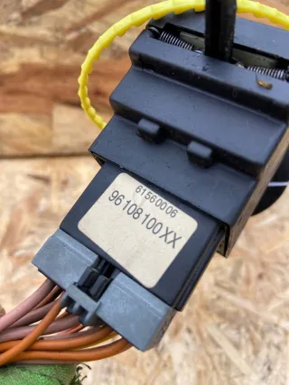 96108100XX  Переключатель поворотов Citroen Xantia Арт 92049491, вид 2