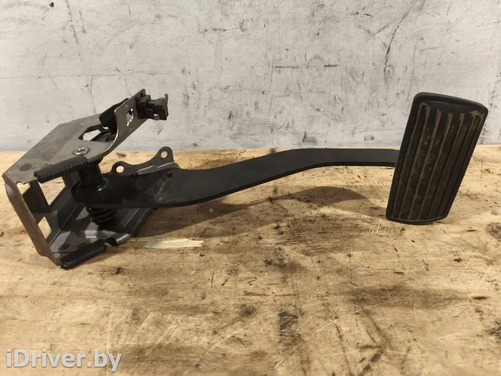 ПедальтормозаLandRoverFreelander12001г.