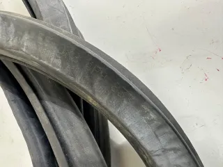 4B9833721 Уплотнитель двери задней правой Audi A6 C5 (S6,RS6) Арт 92095721, вид 2