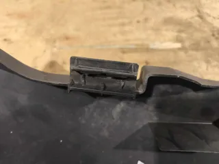 4m5116613 Накладка замка капота Ford Focus 2 Арт 92106138, вид 4