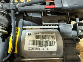 68204730 Компрессор пневмоподвески Jeep Grand Cherokee IV (WK2) Арт 3481, вид 4