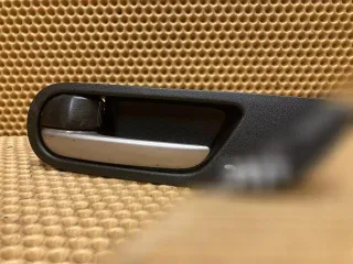  Ручка внутренняя передняя левая Mazda 3 BK Арт G7730, вид 1