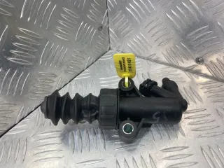  Цилиндр сцепления главный Mazda 3 BK 1.3л i Арт 61111359614, вид 2