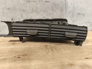 4f1820951 Дефлектор обдува салона Audi A6 C6 (S6,RS6) Арт 92269587, вид 1