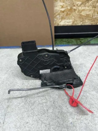 3N6aa26413c Замок двери задней левой Mazda 3 BK Арт 1364372, вид 1