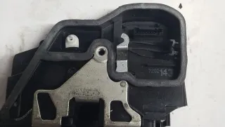 51217202143,7167071,51217167071,7202143,51217318421,7318421,51217229455,7229455,51217059967,7059967,51217154621,7154621,51217229463,7229463,51217318419,7318419,51217167065,7167065,51217283629,7283629,51217283627,7283627,51217154619,7154619,51217036167,7036167, Замок двери передней левой BMW Z4 E85/E86 Арт 06298, вид 5