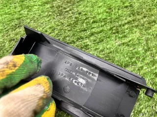  Крышка блока предохранителей Audi A6 C6 (S6,RS6) Арт 160966, вид 6