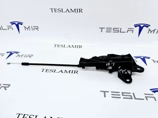 1033010-00,1098789-00 Электропривод замка капота левый Tesla model 3 Арт 28360, вид 1