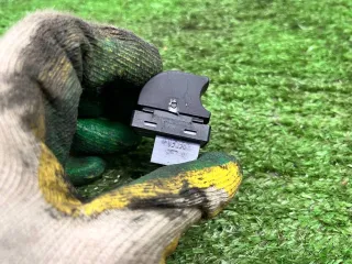 4F0959851 Кнопка стеклоподъемника заднего правого  Audi A6 C6 (S6,RS6) Арт 161170, вид 4