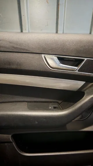 4F2867105A Обшивка двери передней левой (дверная карта) Audi A6 C6 (S6,RS6) Арт 92377290, вид 3