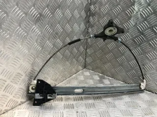  Стеклоподъемник правый передний Mazda 3 BK Арт 52431338217, вид 1